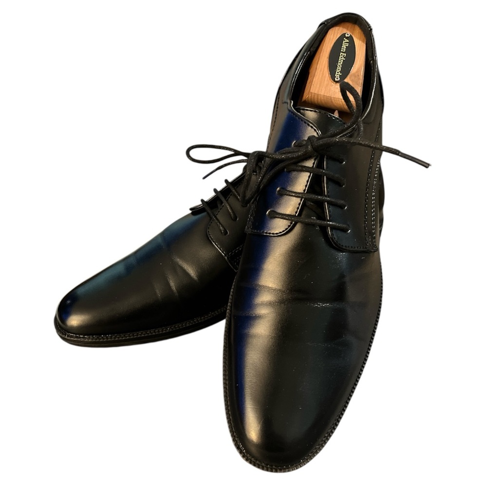 VAN HEUSEN Black Leather Men's Derbys Shoes Sz: 9.5